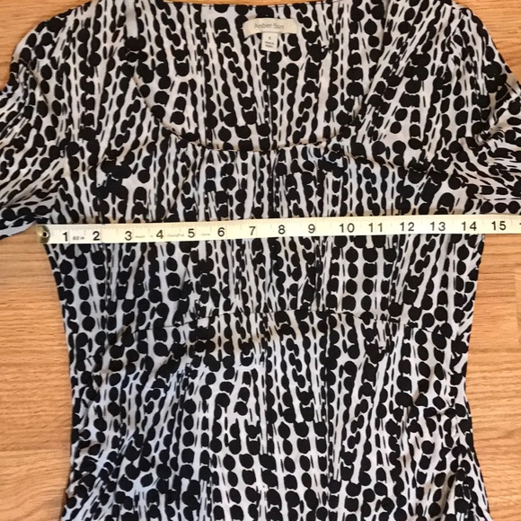 Amber Sun (Nordstrom) 3/4 sleeve blouse - Picture 6 of 7